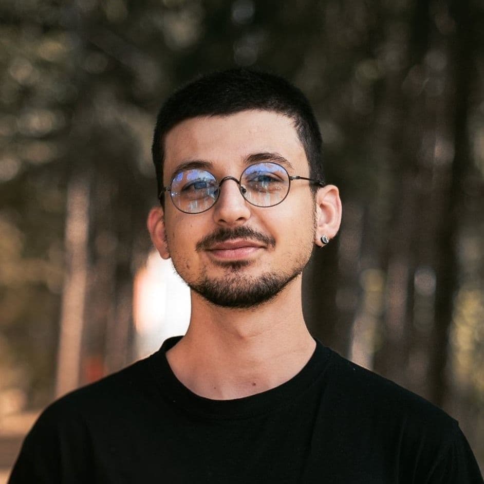 Robert Munceanu, Desarrollador full-stack @ WebScrapingAPI